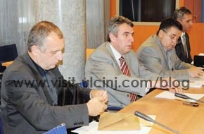 Albancima pet mandata ostalima prirodni prag